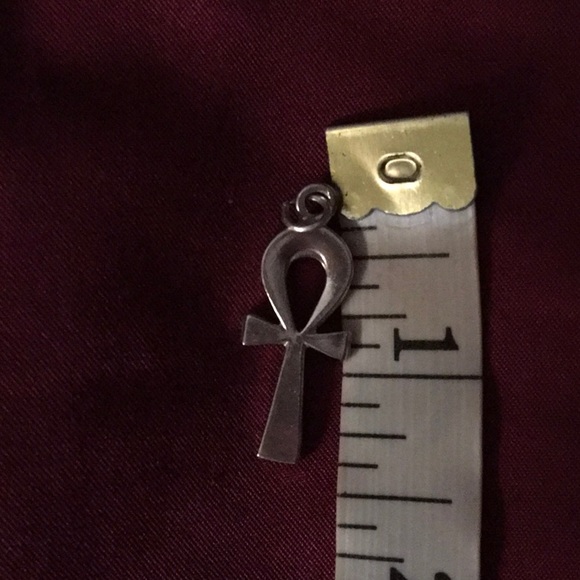 Silver Unkh (key of Life) pendant Made In Egypt - Picture 3 of 3
